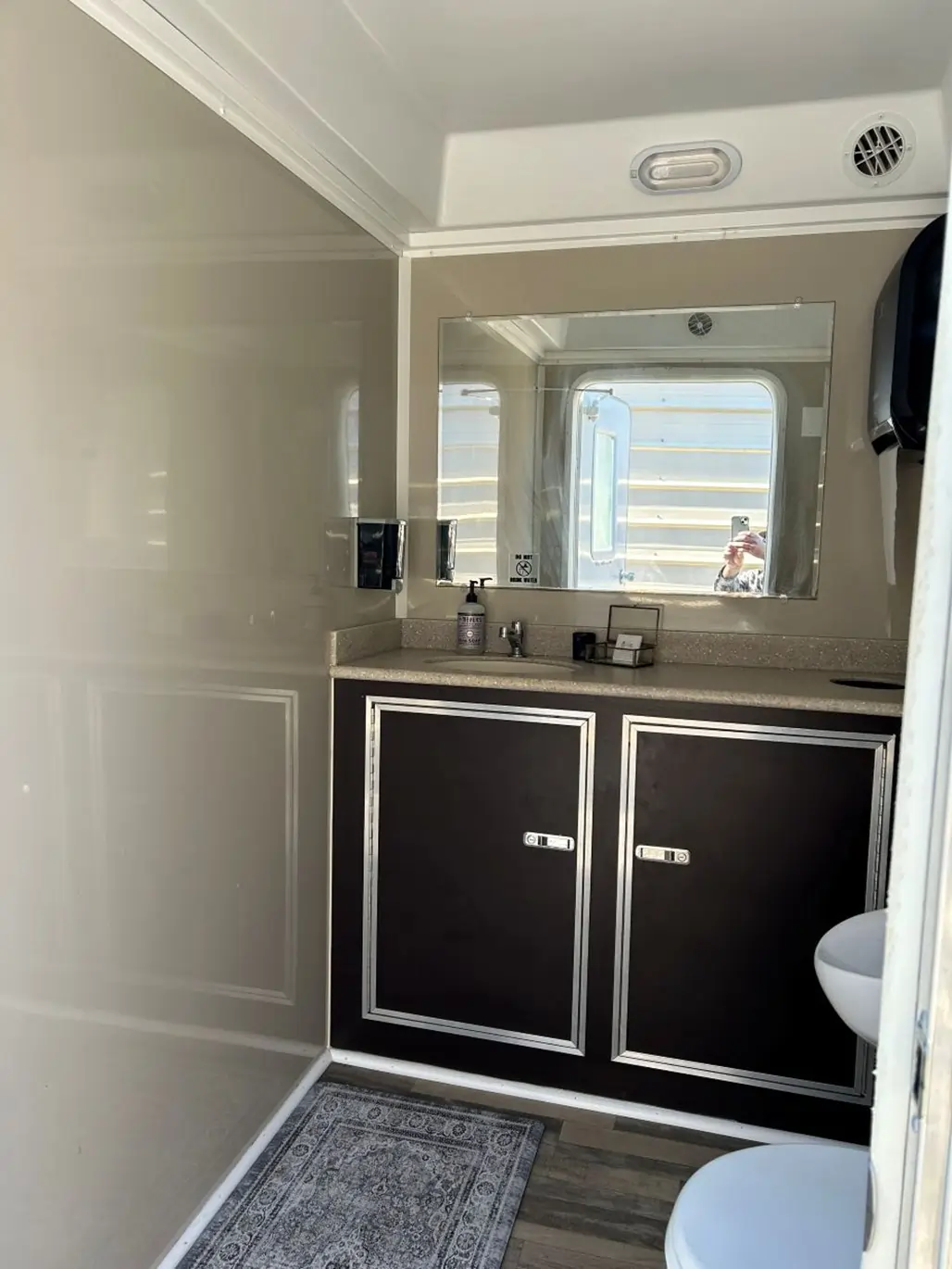 2018 3 Station Restroom Trailer