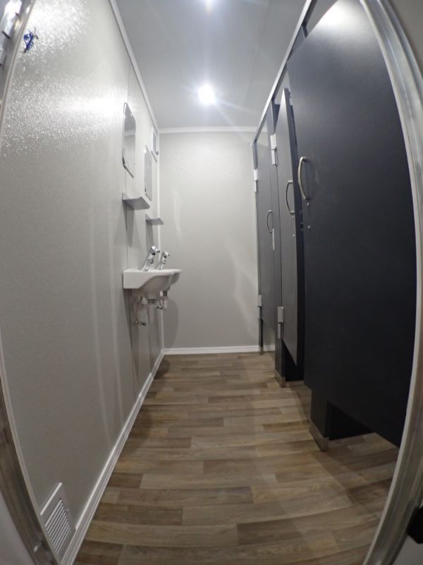 8 Station Shower and Laundry Trailer