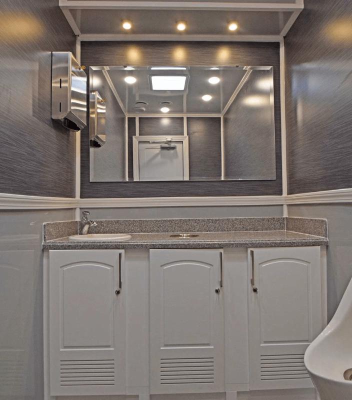 2 Station Luxury Restroom Trailer