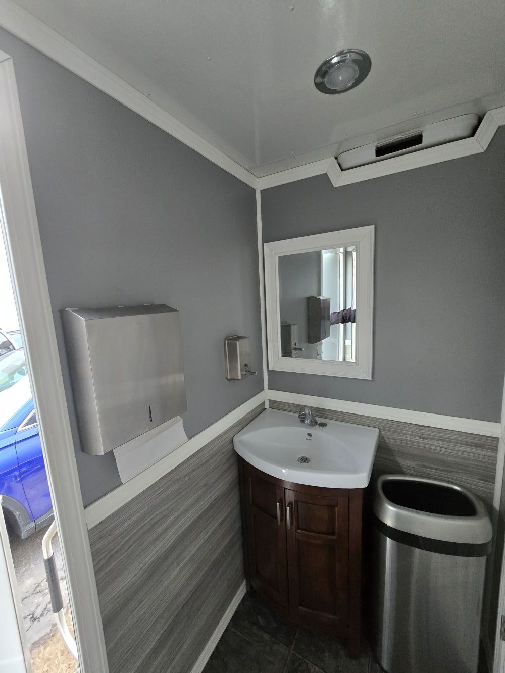 2020 5 Station Semi-Private Restroom Trailer